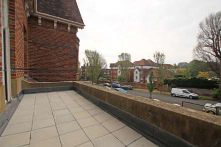 Carlisle Road, Eastbourne, BN20 7EN, Image 22
