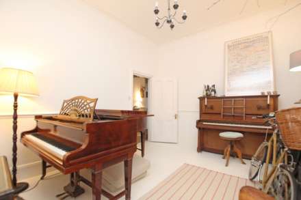 Grange Road, Eastbourne, BN21 4ST, Image 18