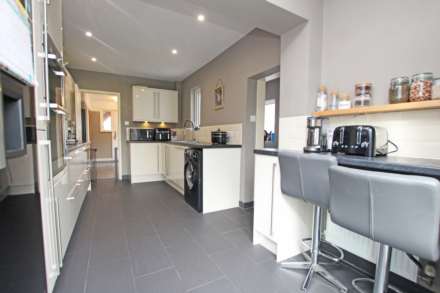 Bowood Avenue, Eastbourne, BN22 8SL, Image 5