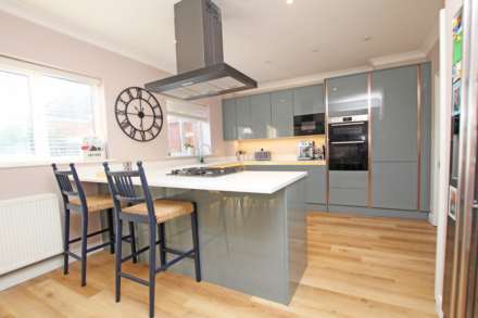 Beaulieu Drive, Stone Cross, BN24 5DN, Image 17