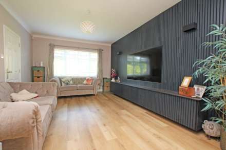 Beaulieu Drive, Stone Cross, BN24 5DN, Image 2