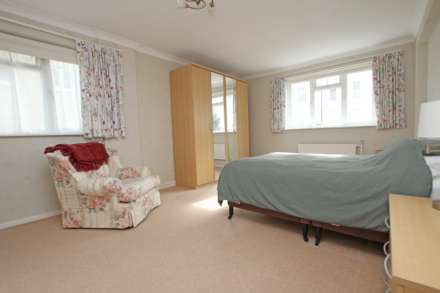 Chiswick Place, Eastbourne, BN21 4BD, Image 14