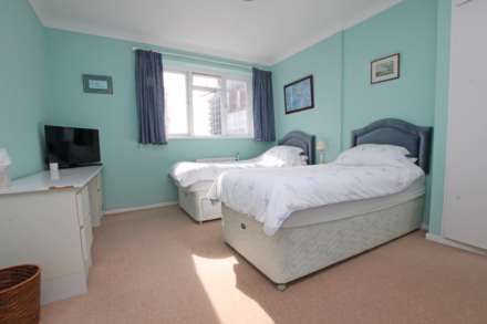 Chiswick Place, Eastbourne, BN21 4BD, Image 7