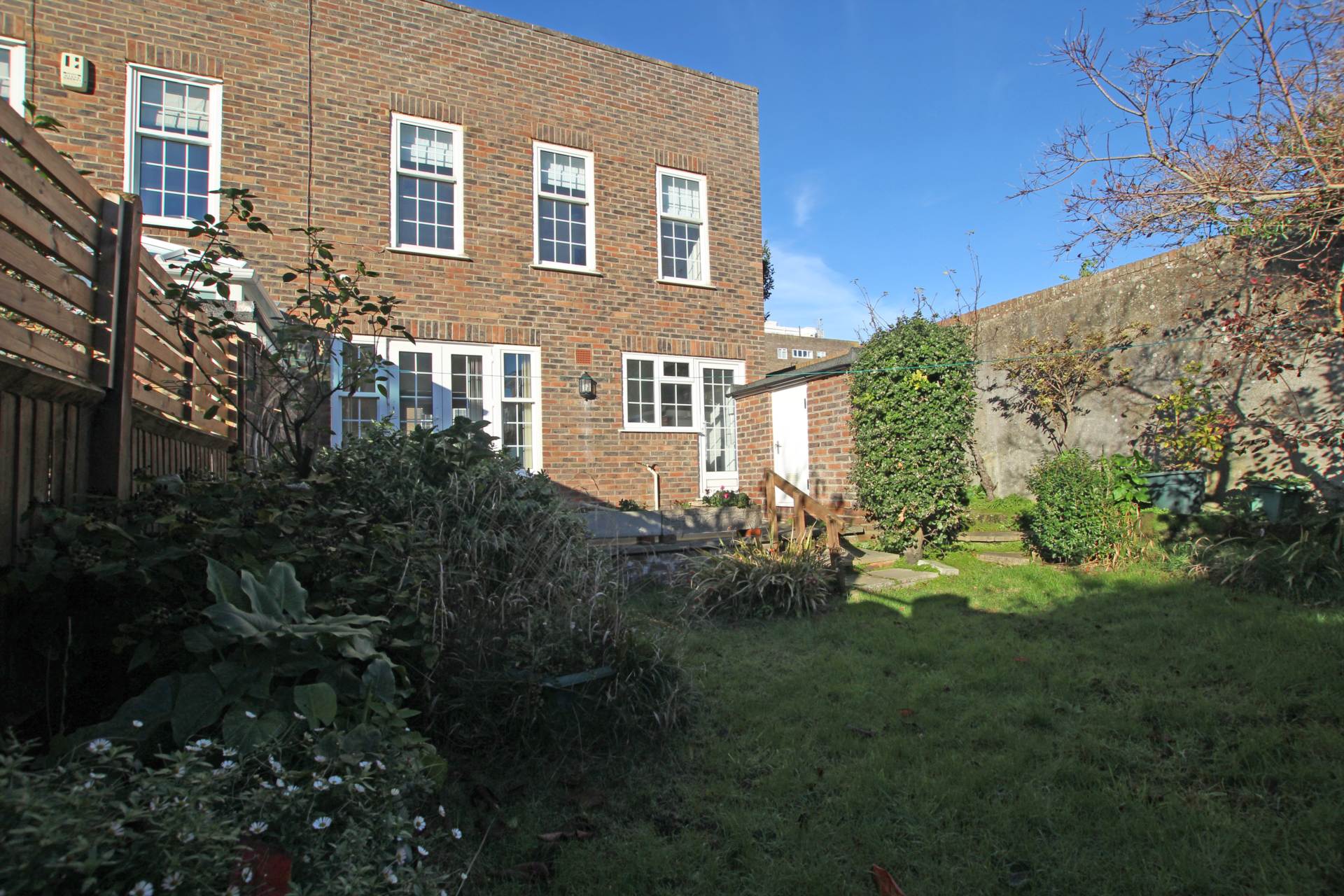 Chesterfield Gardens, Eastbourne, BN20 7NJ, Image 21