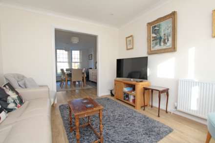Chesterfield Gardens, Eastbourne, BN20 7NJ, Image 11