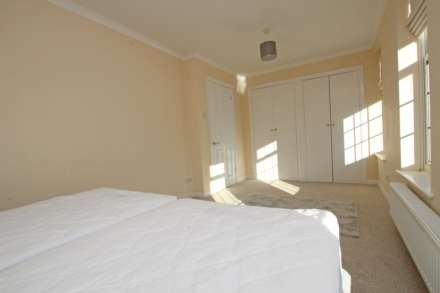 Chesterfield Gardens, Eastbourne, BN20 7NJ, Image 14
