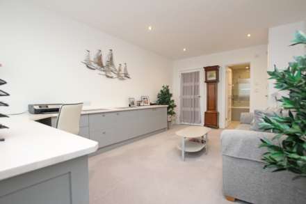 Bolsover Road, Eastbourne, BN20 7AF, Image 18