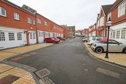 De Walden Mews, Eastbourne, BN20 7QU, Image 16
