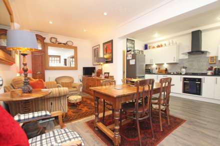 De Walden Mews, Eastbourne, BN20 7QU, Image 9