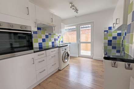 Broadaview Close, Eastbourne, BN20 9RB, Image 2