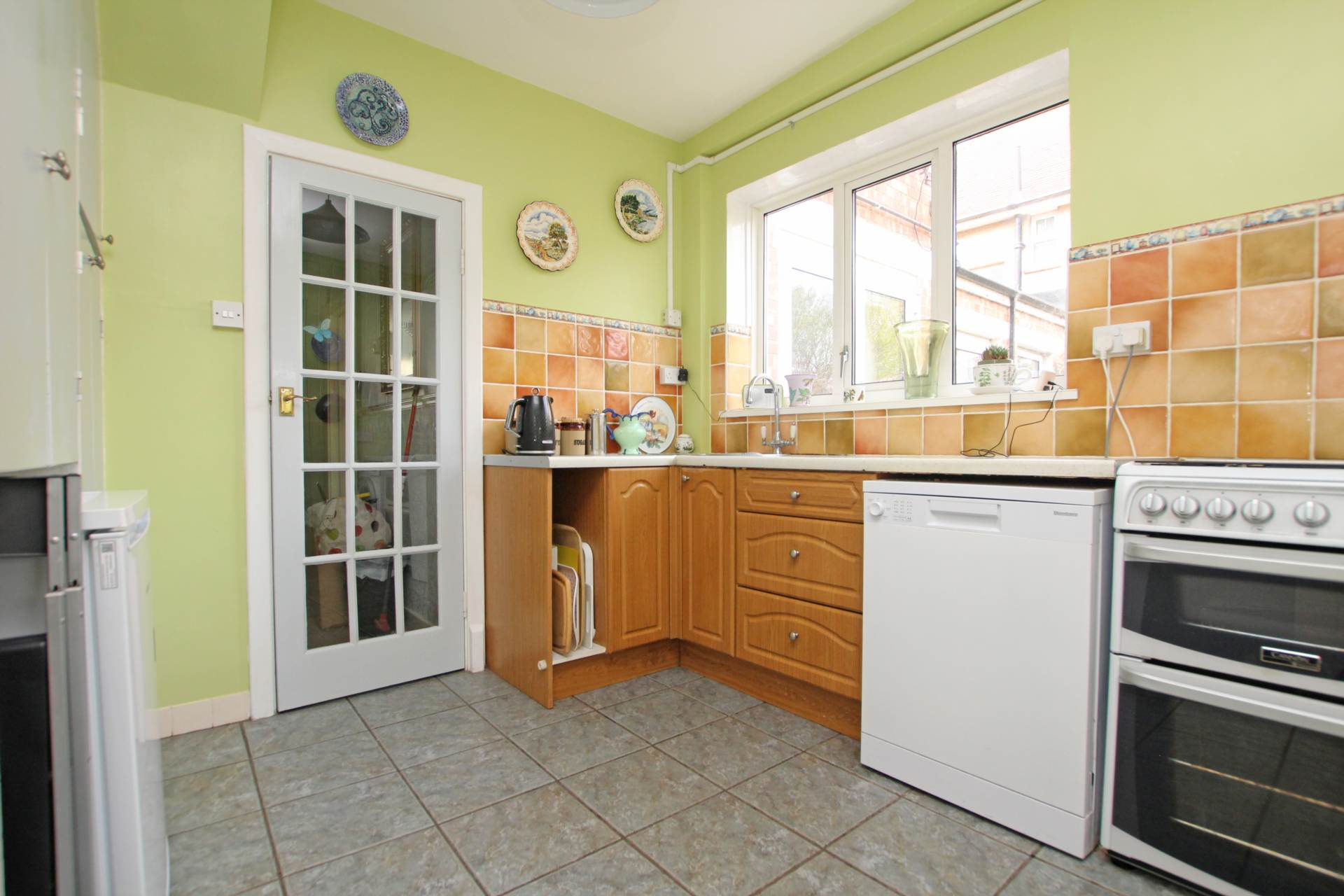 Channel View Road, Eastbourne, BN22 7LW, Image 13