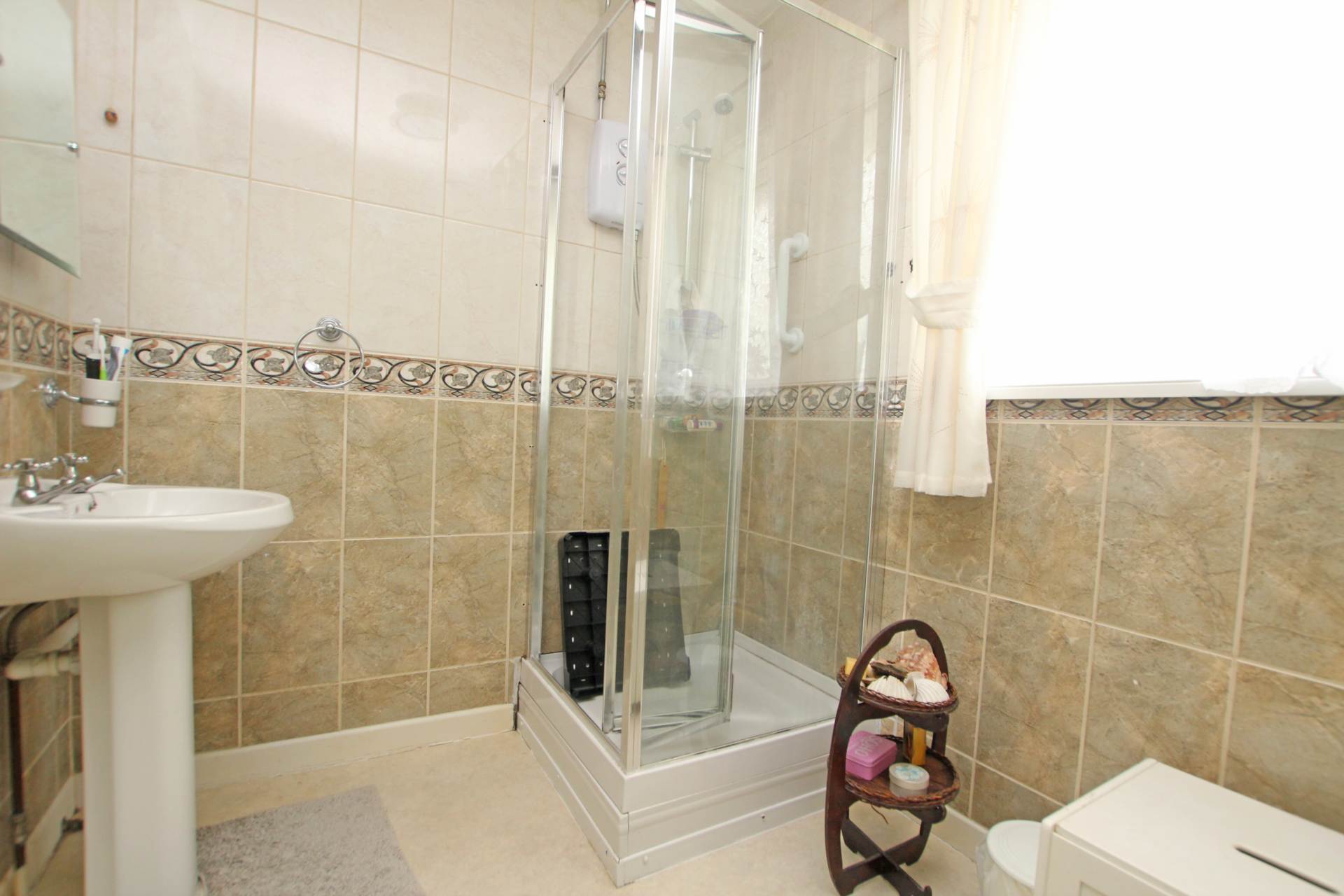 Channel View Road, Eastbourne, BN22 7LW, Image 6