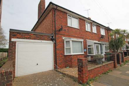 Channel View Road, Eastbourne, BN22 7LW