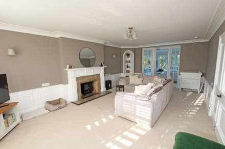 Compton Drive, Eastbourne, BN20 8BX, Image 2