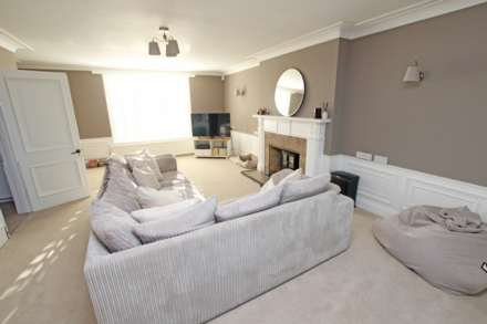 Compton Drive, Eastbourne, BN20 8BX, Image 20