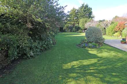 Compton Drive, Eastbourne, BN20 8BX, Image 29