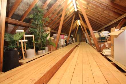 Compton Drive, Eastbourne, BN20 8BX, Image 32