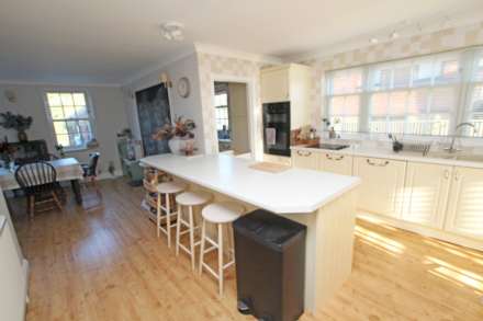 Compton Drive, Eastbourne, BN20 8BX, Image 7