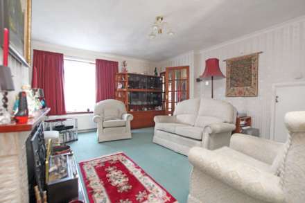 Oxendean Gardens, Eastbourne, BN22 0RS, Image 11