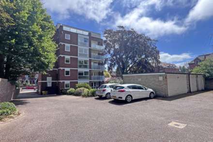 Granville Road, Eastbourne, BN20 7EG, Image 16