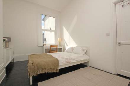 St Annes Road, Eastbourne, BN21 2AJ, Image 18