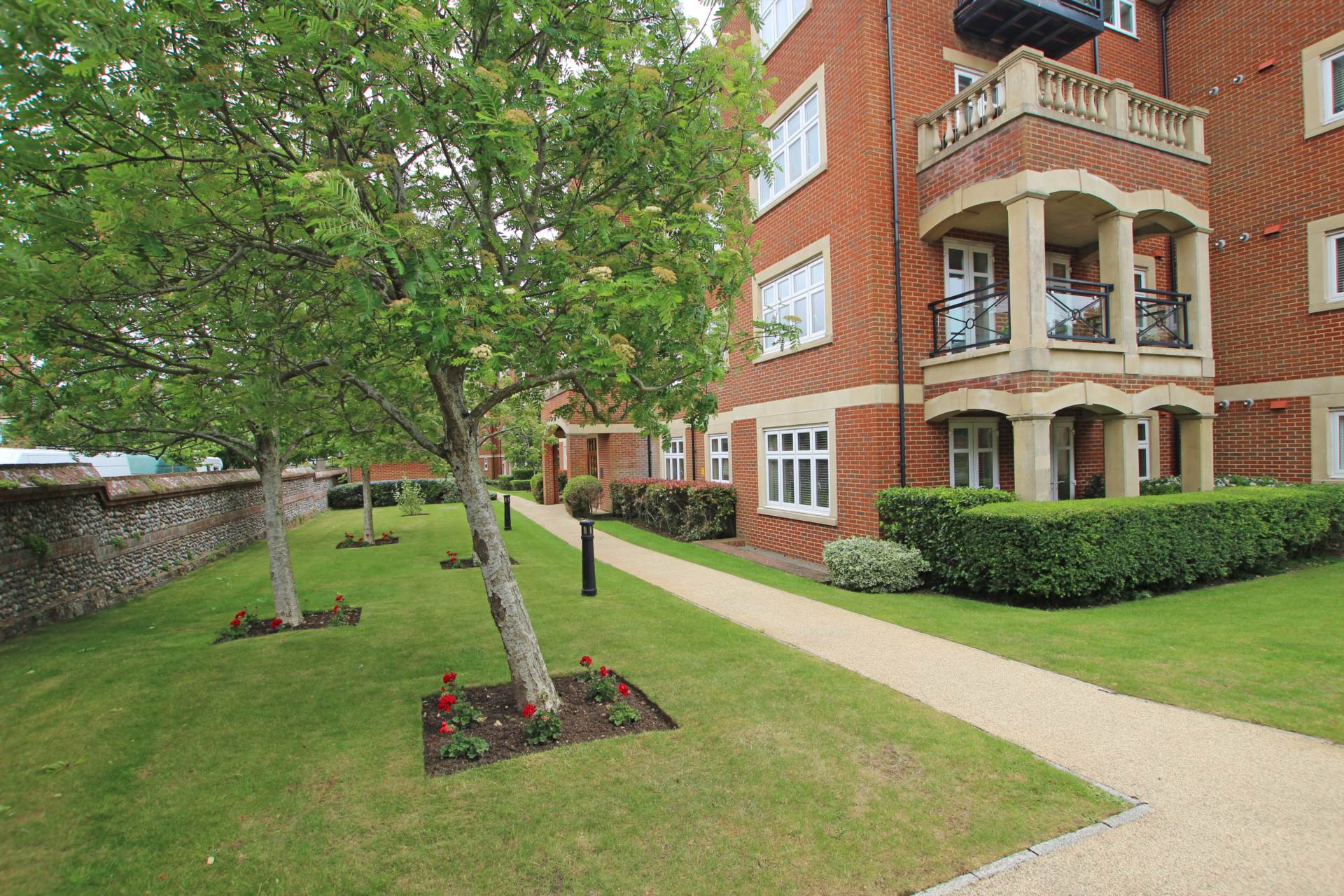 Darley Road, Eastbourne, BN20 7GB, Image 11