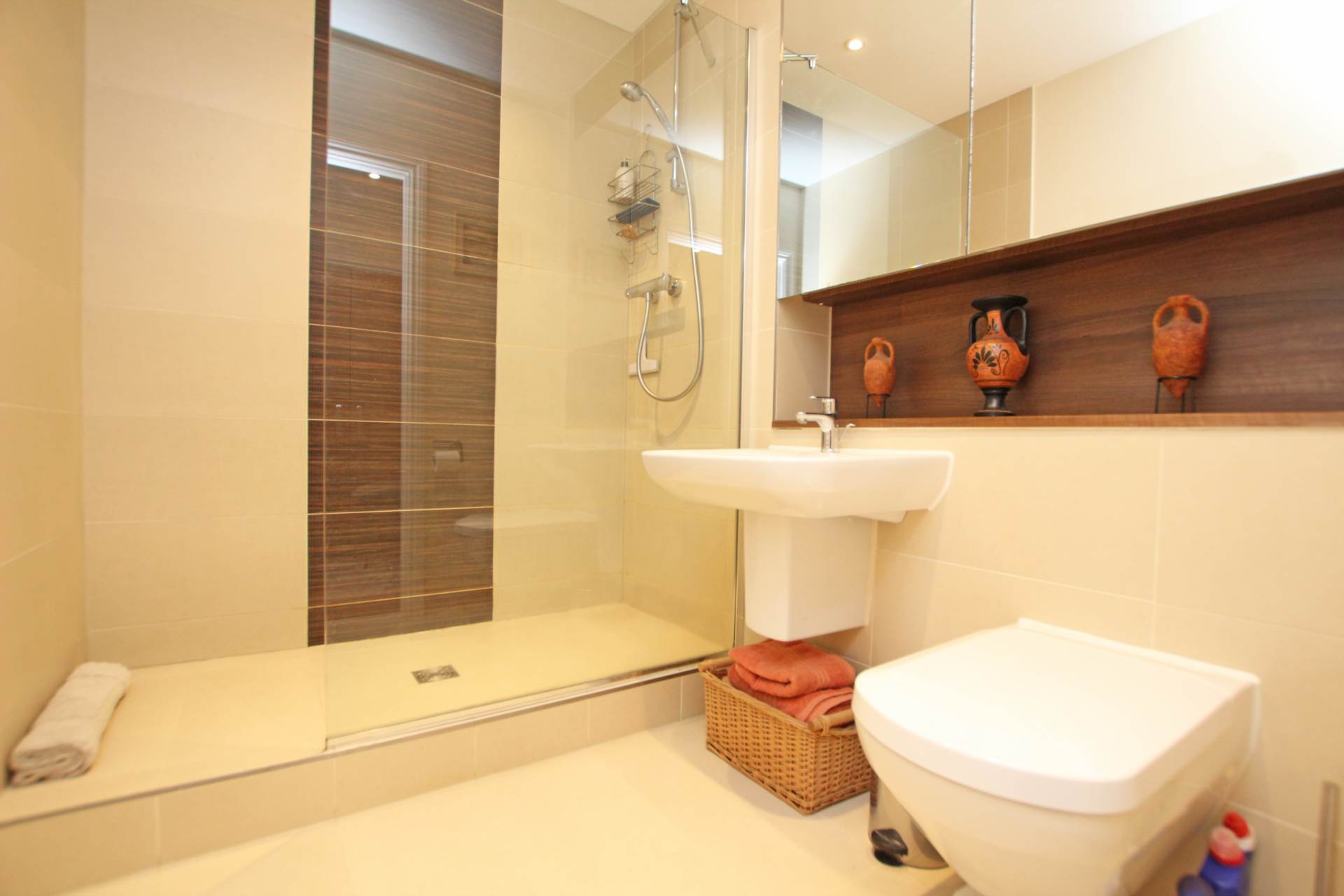 Darley Road, Eastbourne, BN20 7GB, Image 17
