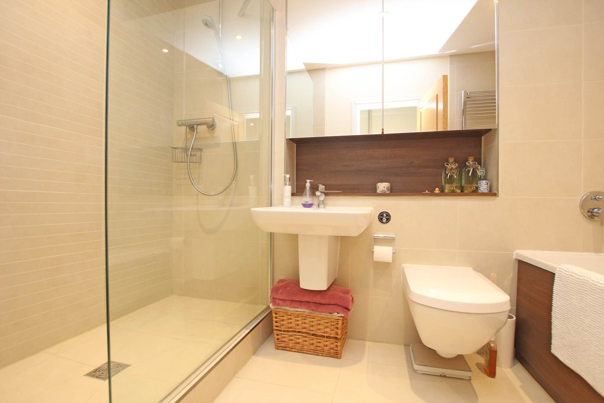 Darley Road, Eastbourne, BN20 7GB, Image 3