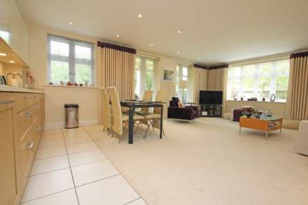 Darley Road, Eastbourne, BN20 7GB, Image 13