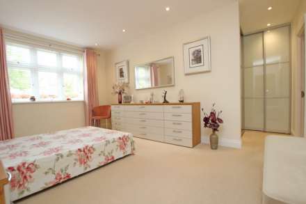 Darley Road, Eastbourne, BN20 7GB, Image 15