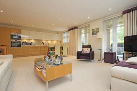 Darley Road, Eastbourne, BN20 7GB, Image 2