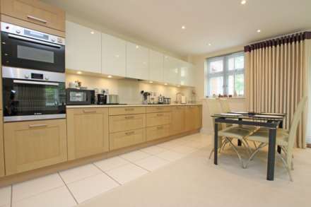 Darley Road, Eastbourne, BN20 7GB, Image 8