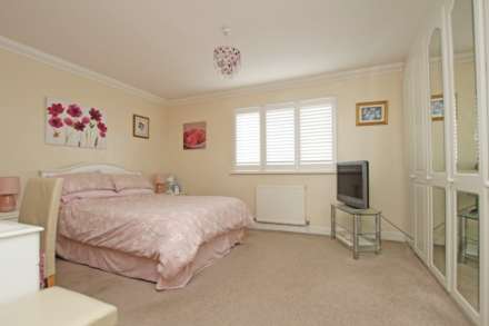Long Beach Close, Eastbourne, BN23 5QA, Image 4