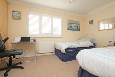 Long Beach Close, Eastbourne, BN23 5QA, Image 5
