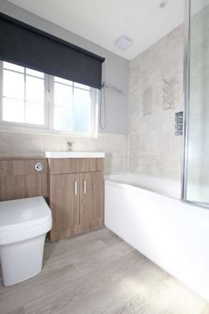 Brookmead Close, Eastbourne, BN22 8UX, Image 10