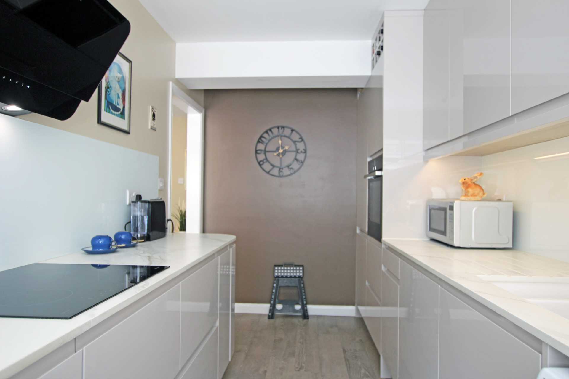 Silverdale Road, Eastbourne, BN20 7AQ, Image 11