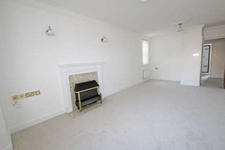 Wilmington Square, Eastbourne, BN21 4DX, Image 4