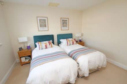 Darley Road, Eastbourne, BN20 7GA, Image 12