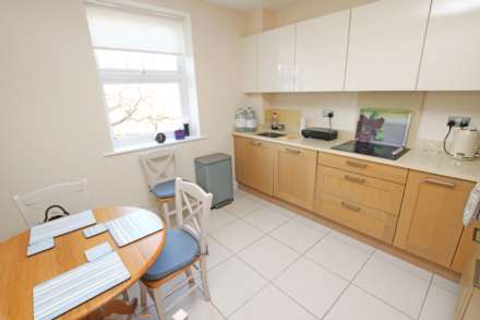 Darley Road, Eastbourne, BN20 7GA, Image 4