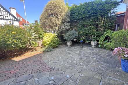 Dittons Road, Eastbourne, BN21 1DN, Image 17