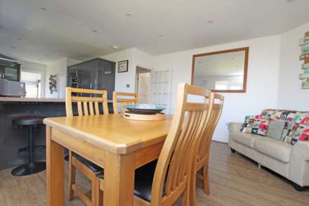 Kings Avenue, Eastbourne, BN21 2PE, Image 11