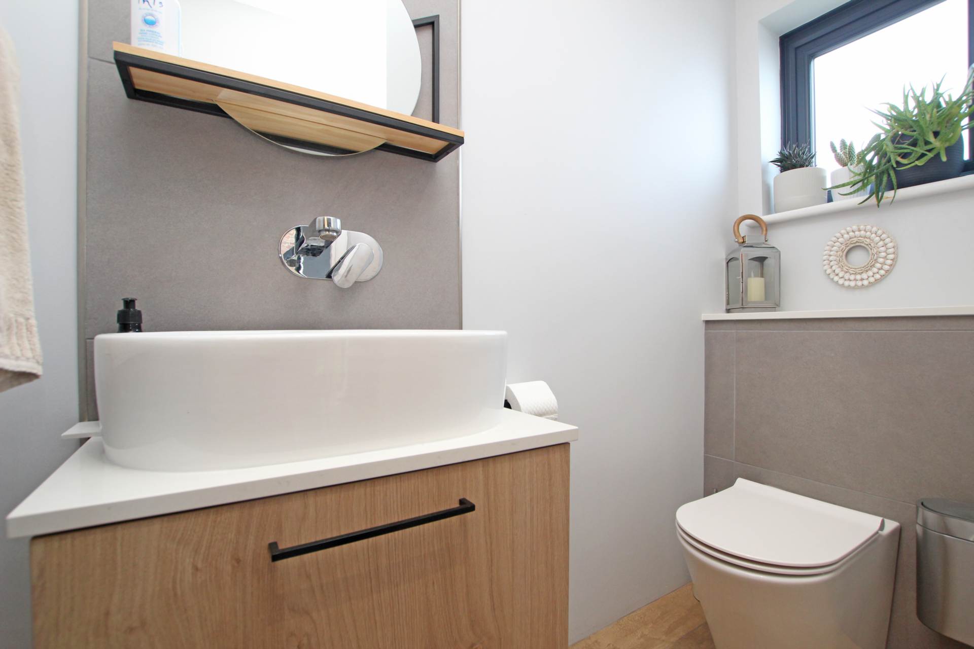 Abbey Road, Eastbourne, BN20 8TE, Image 24