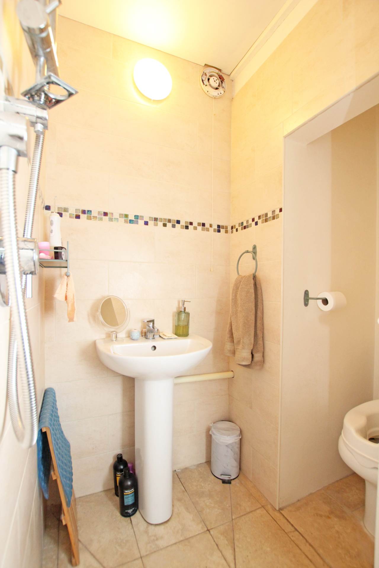 Branston Road, Eastbourne, BN22 0AL, Image 10