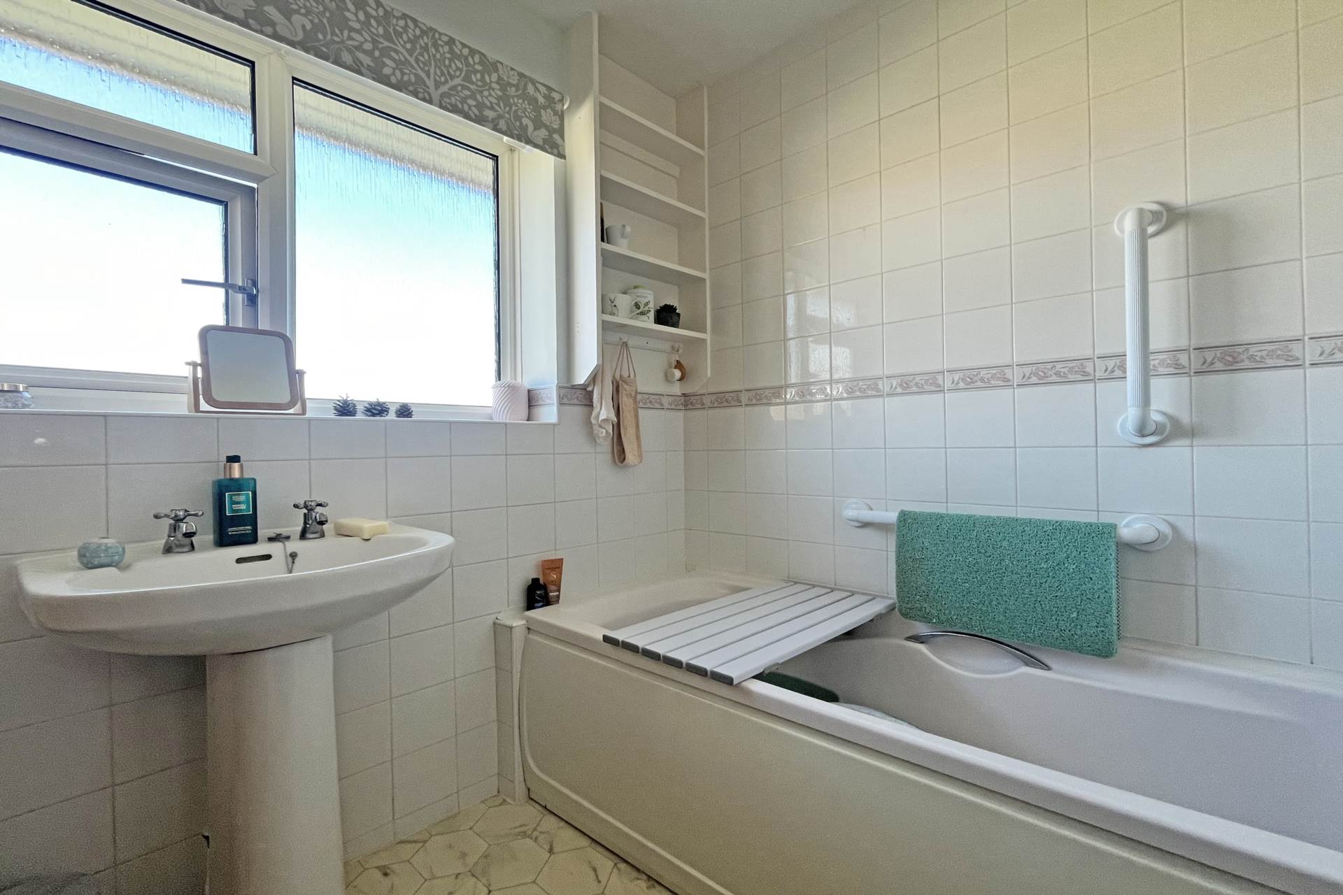 Branston Road, Eastbourne, BN22 0AL, Image 17