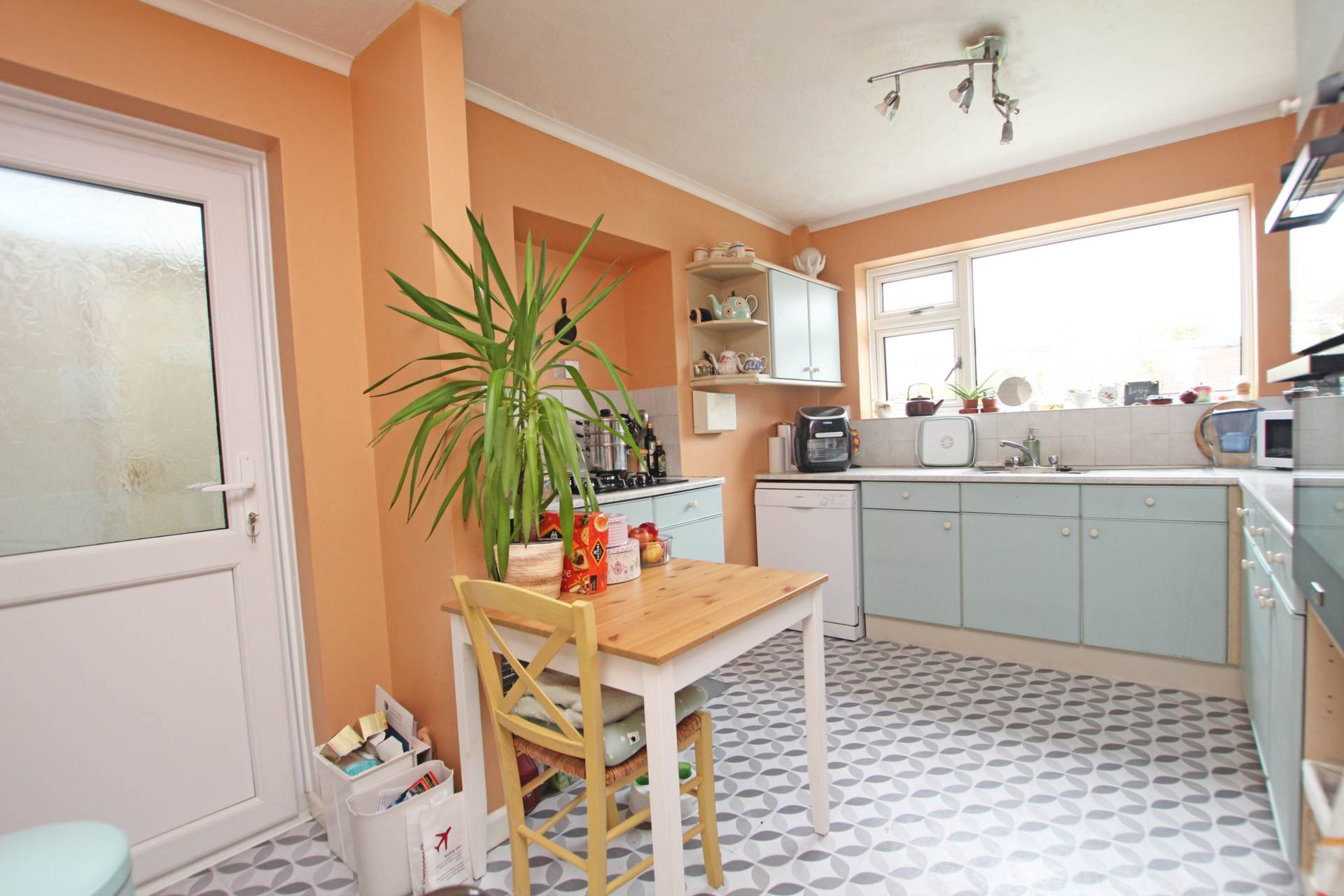 Branston Road, Eastbourne, BN22 0AL, Image 3