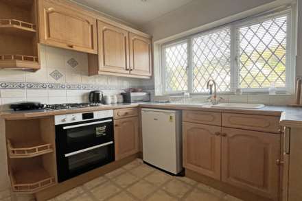 Peakdean Lane, East Dean, BN20 0JD, Image 11