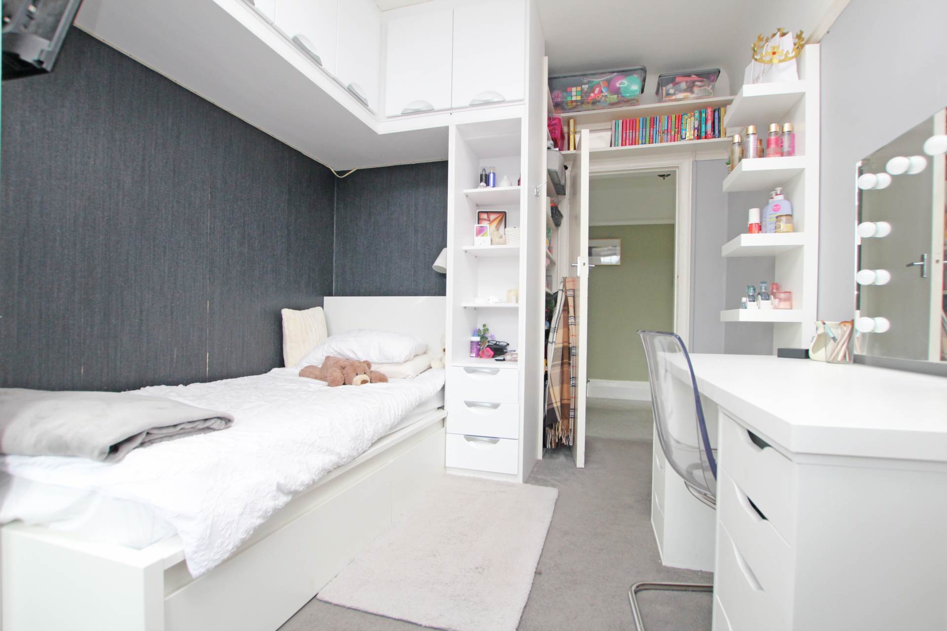 Kings Drive, Eastbourne, BN21 2UP, Image 28