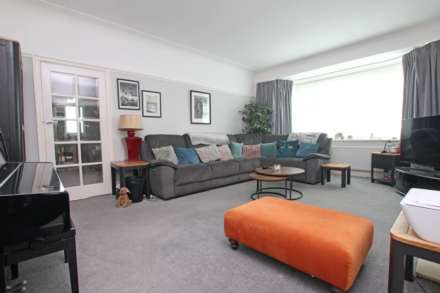 Kings Drive, Eastbourne, BN21 2UP, Image 16