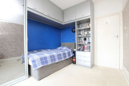 Kings Drive, Eastbourne, BN21 2UP, Image 30