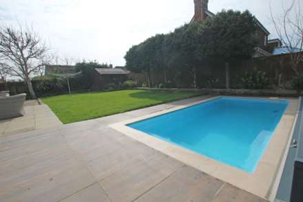 Kings Drive, Eastbourne, BN21 2UP, Image 36